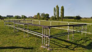 Stands / Estructuras especiales - BARRA DJ -
